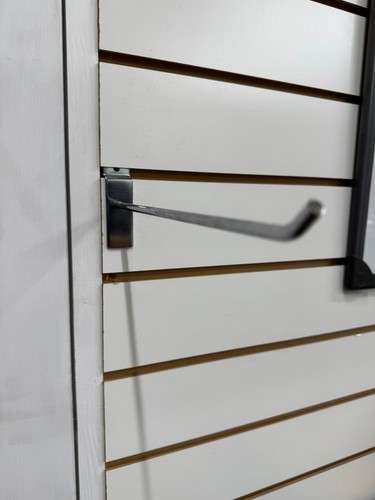 25cm long slatwall single - long,
